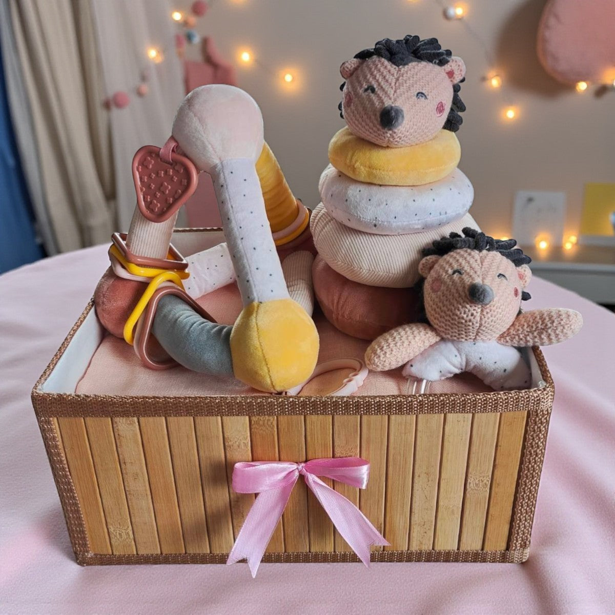 Kraamcadeau “Egel & Vriendjes” – Warm, Zacht & Speels