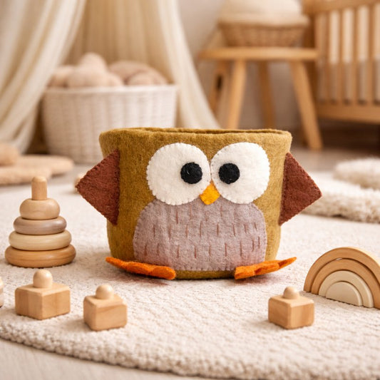 Schattig mandje van een Uil in bruin tinten. Heel leuk voor bijvoorbeeld babysokjes of speelgoedjes.