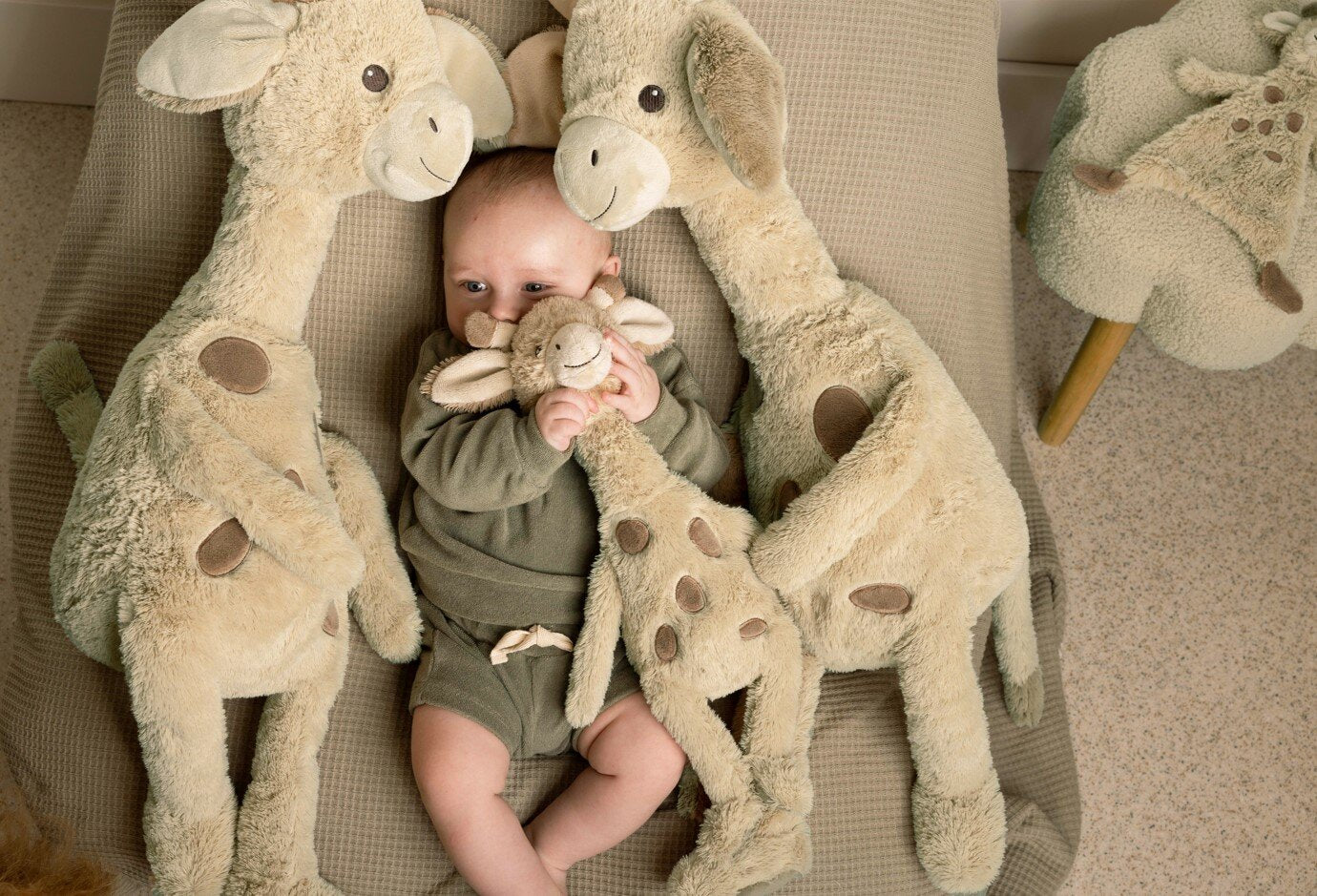 Happy Horse Giraf Gus Knuffel 22 cm - Beige - Baby knuffel