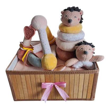 Kraamcadeau “Egel & Vriendjes” – Warm, Zacht & Speels