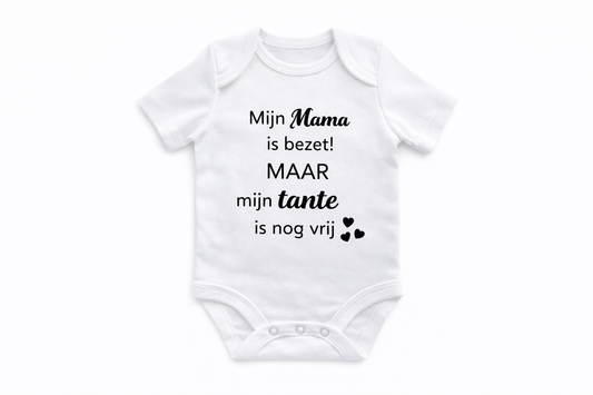 Bedrukte Body: Mijn mama is bezet maar mijn tante is nog vrij